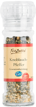 Knoblauchpfeffer in der Mühle