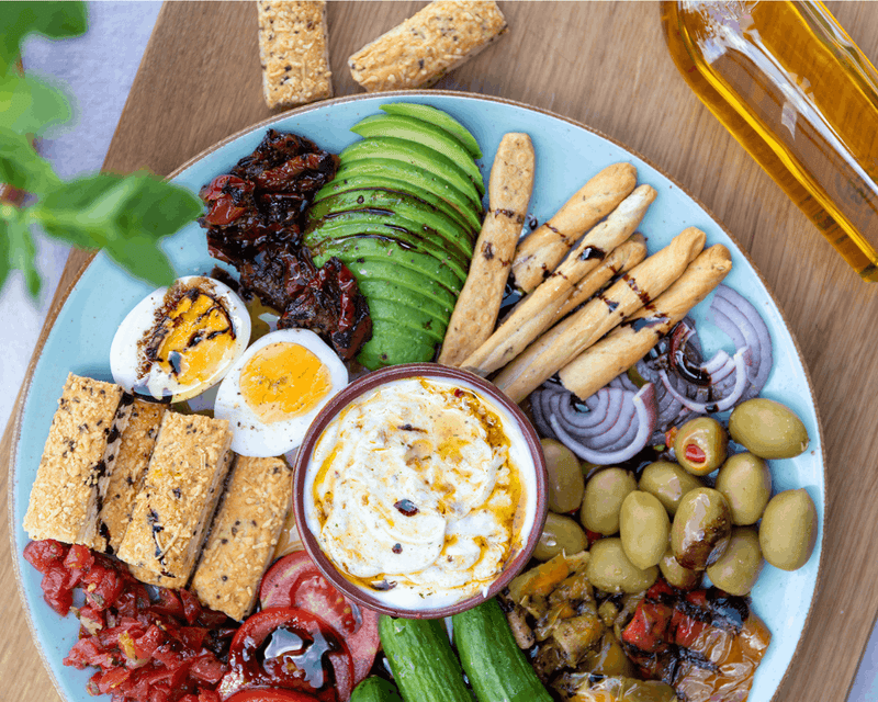 Savory Plate mit Antipasti